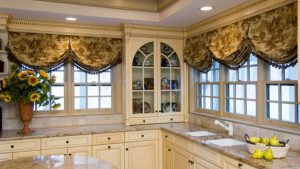 Создаем уют в гостиной: шторы и текстиль как ключ к идеальному декору